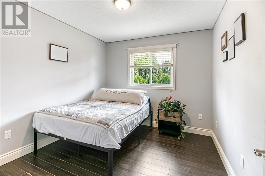 1411 Jeanne D'Arc Street - 18