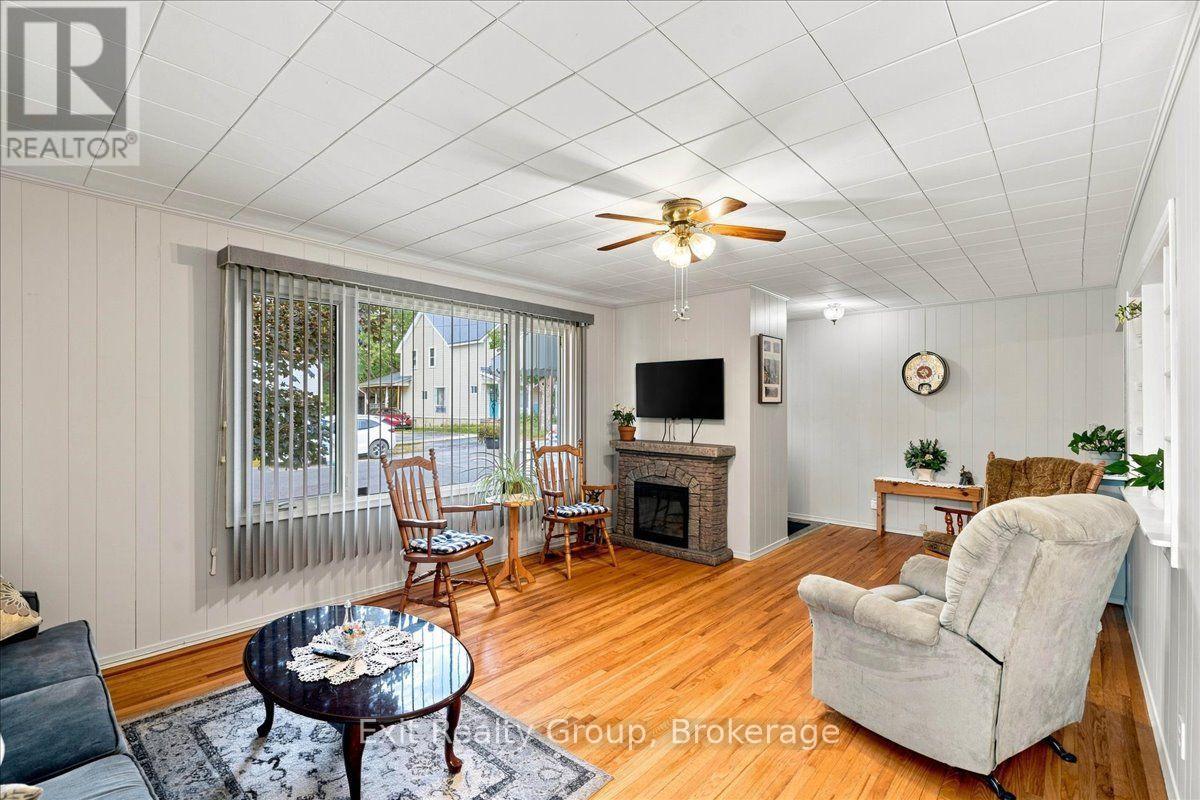 29 EMMA STREET - Image 9