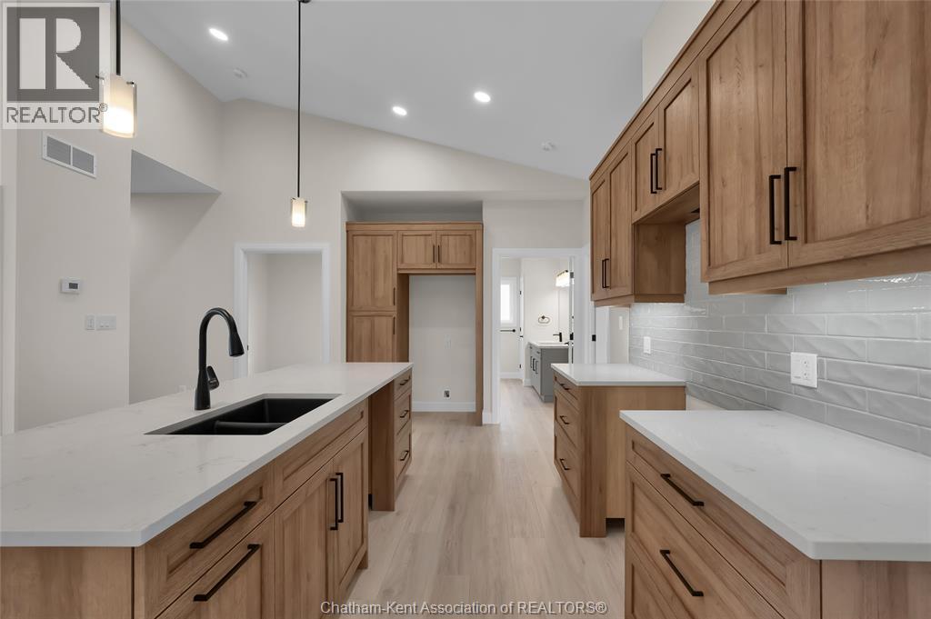 587 KEIL TRAIL North - Image 10