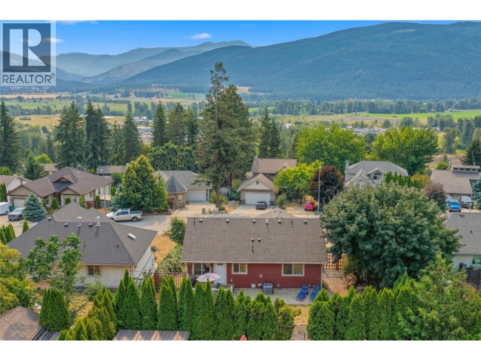 1808 Skyview Crescent - 53