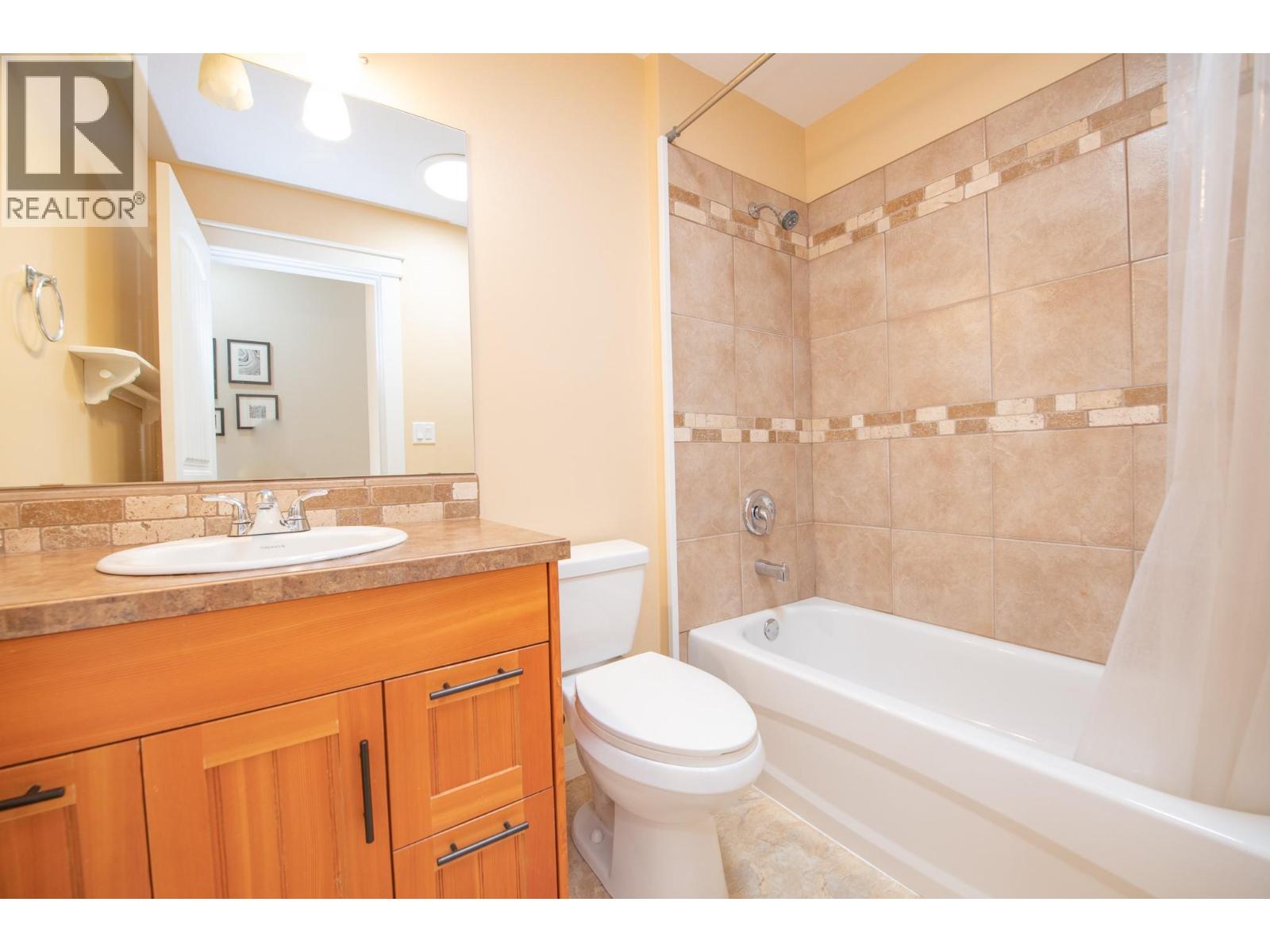 1808 Skyview Crescent - Image 23