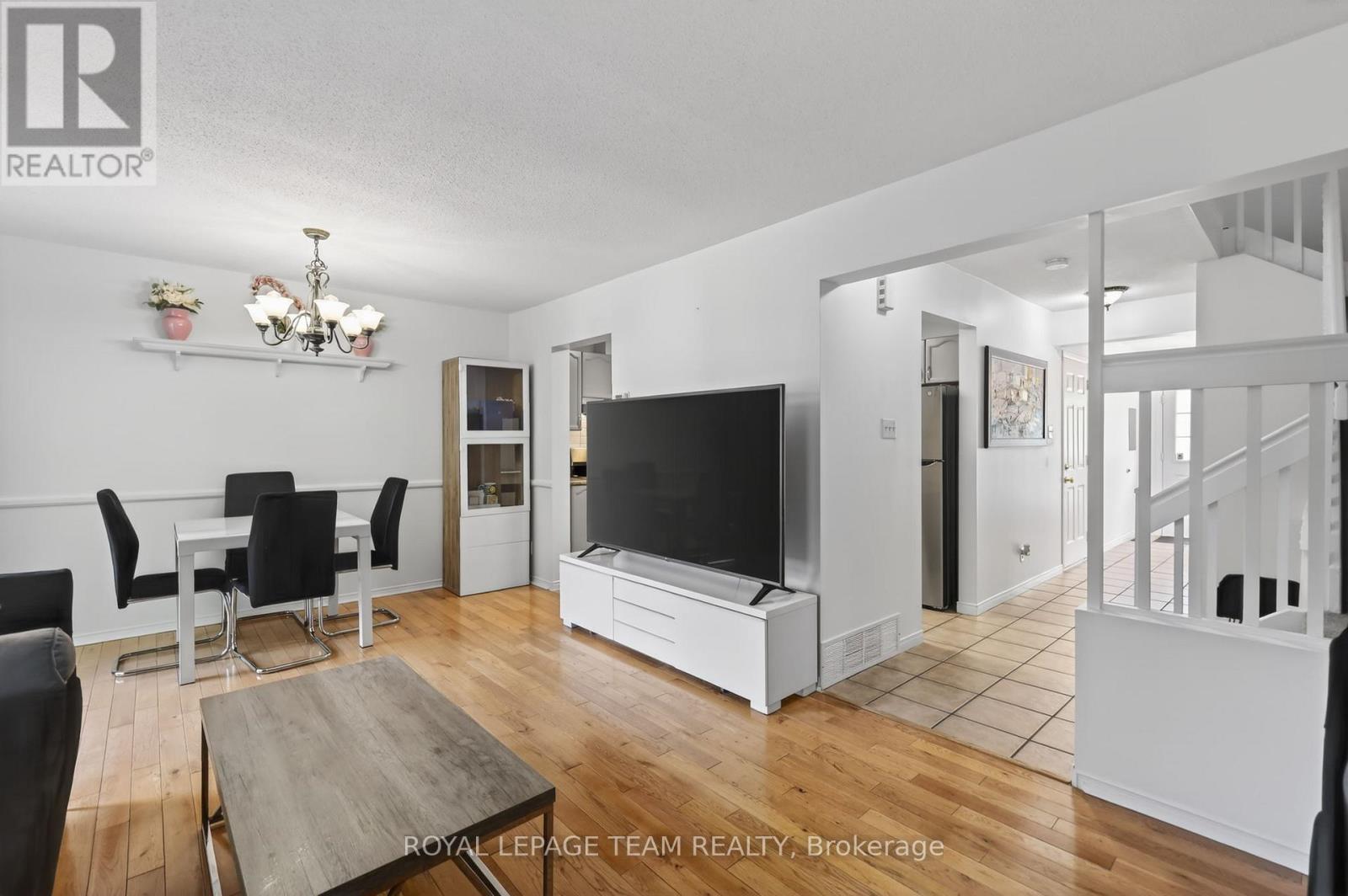 4 MILL HILL ROAD - Image 12