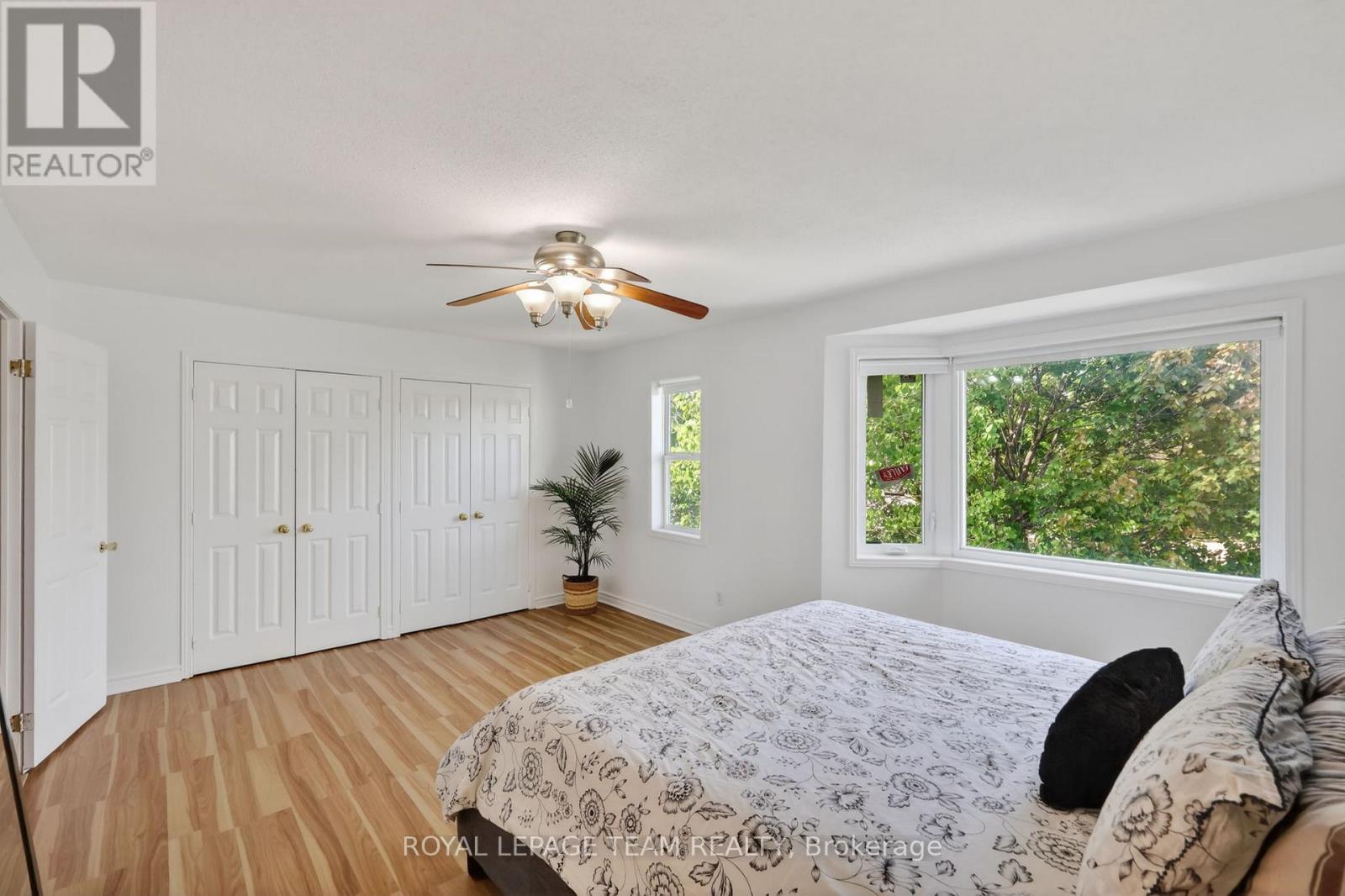 4 MILL HILL ROAD - 18