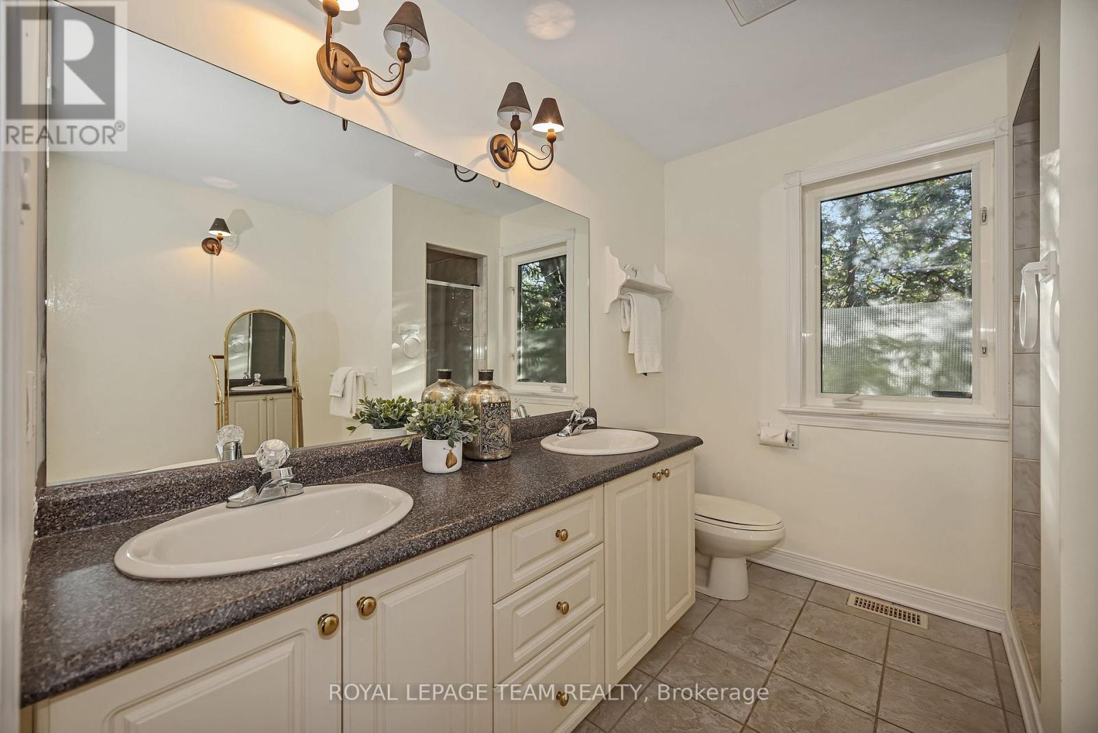 6543 WHEATFIELD CRESCENT - Image 17