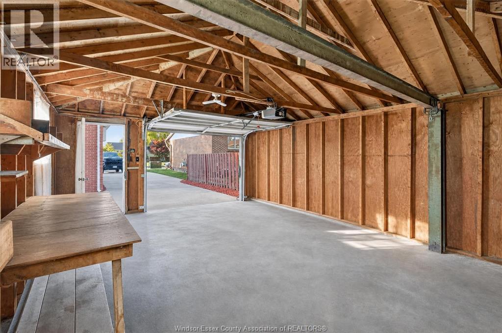 5015 COLBOURNE - Image 29