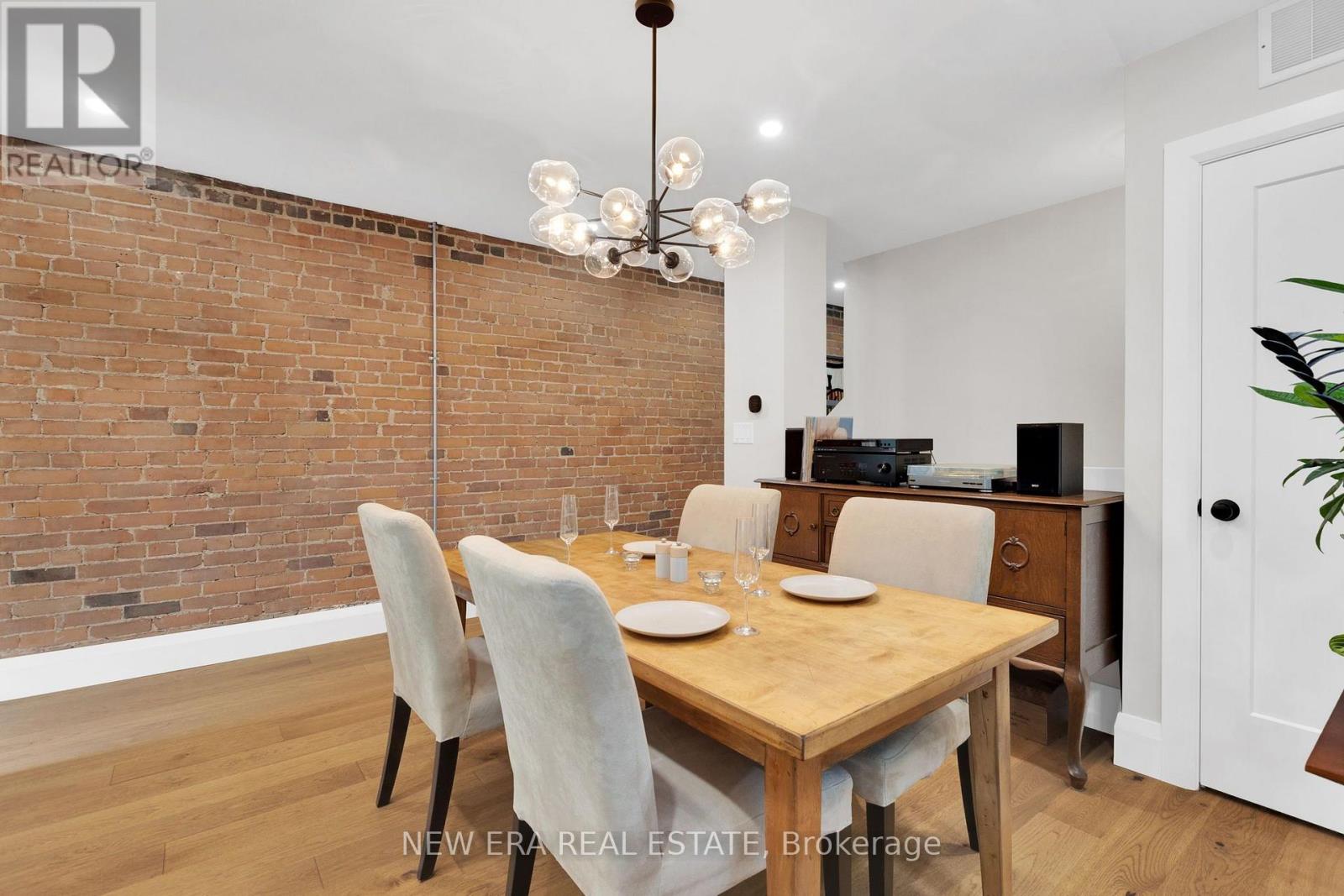 360 WOODBINE AVENUE - 16