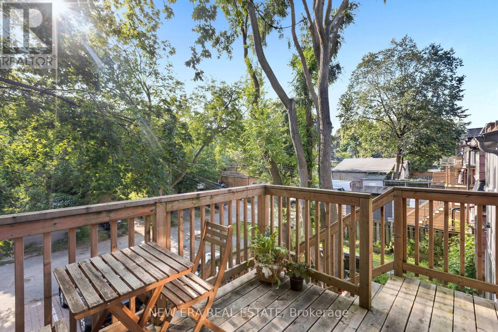 360 WOODBINE AVENUE - 22