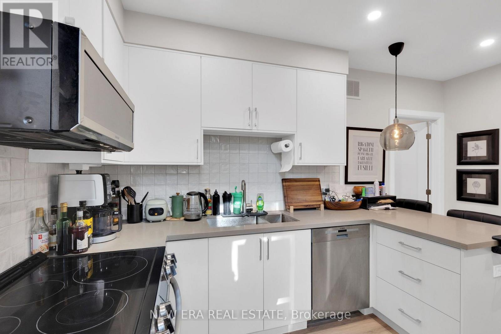 360 WOODBINE AVENUE - Image 40