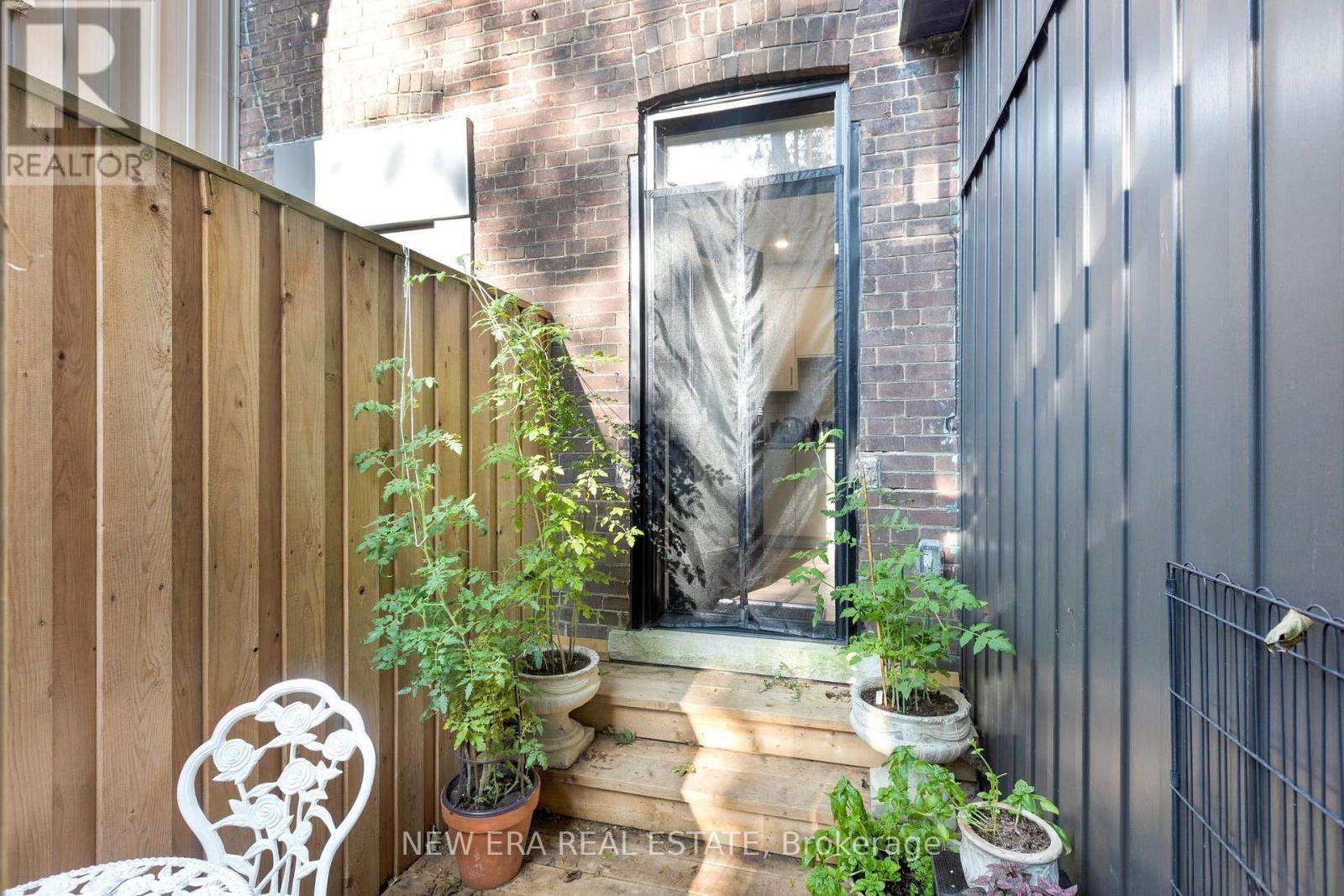 360 WOODBINE AVENUE - 41