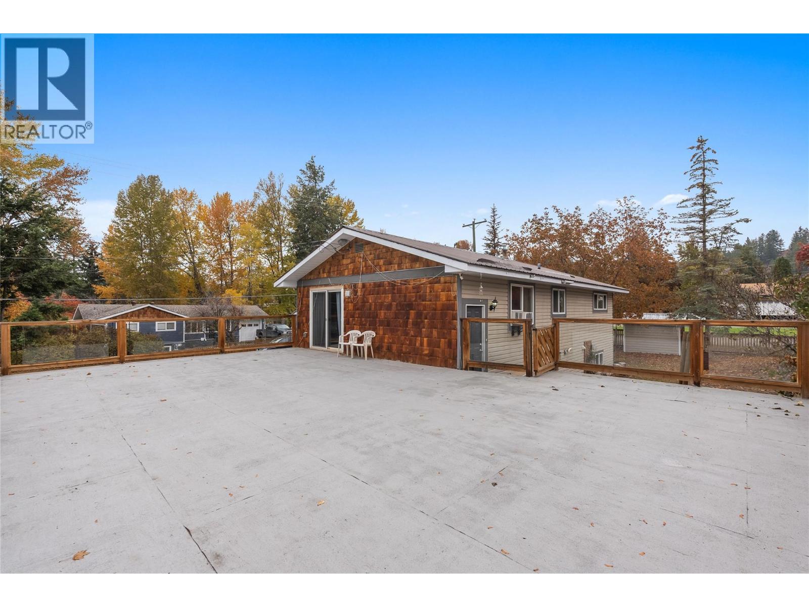 335 Nechiefman Street - Image 36