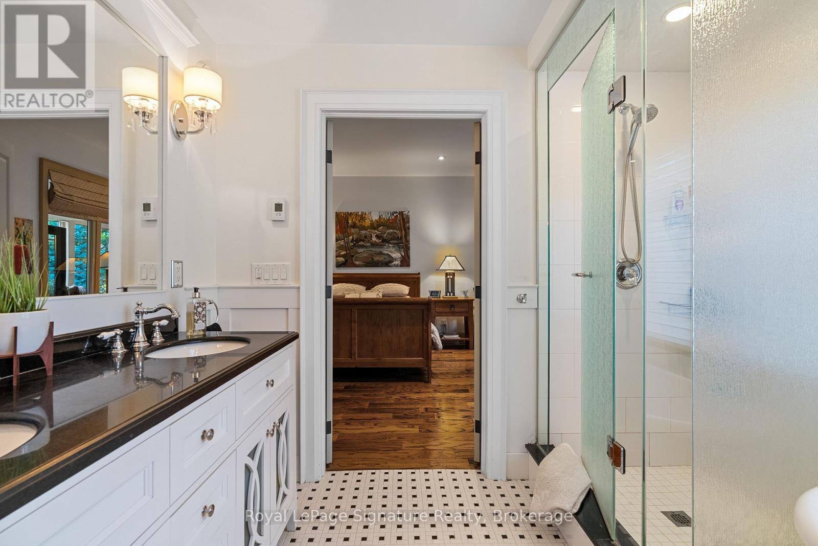 376 SUNSET BOULEVARD - 19
