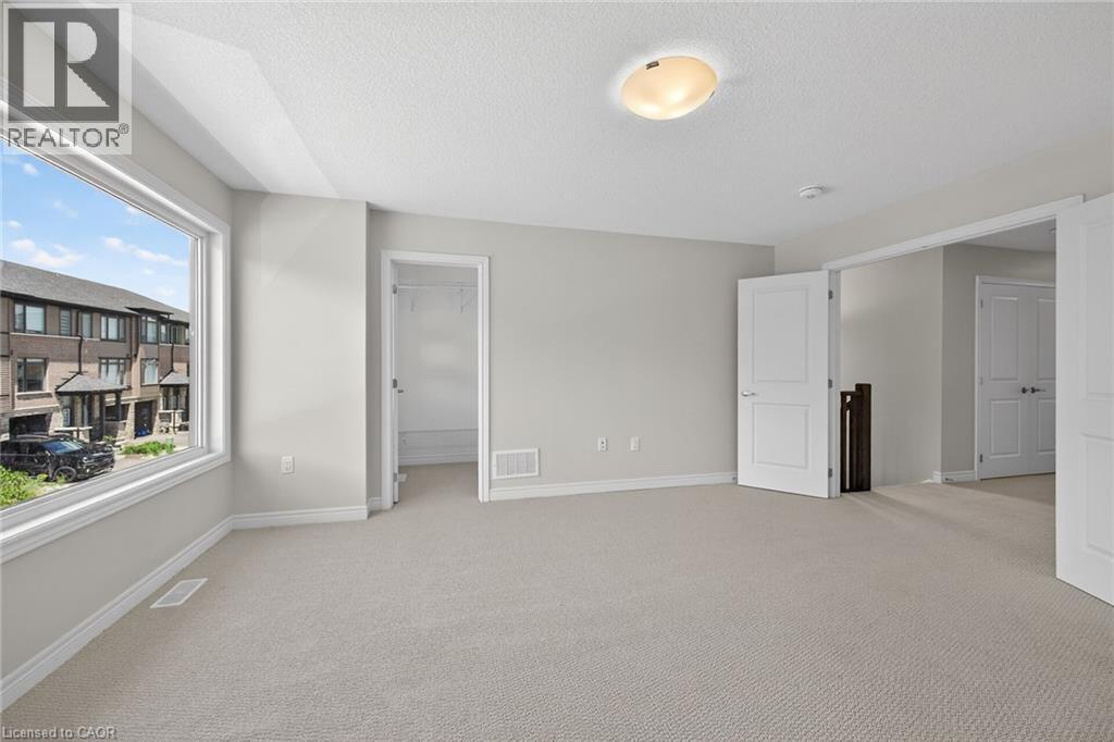 #96 120 COURT Drive - Image 28