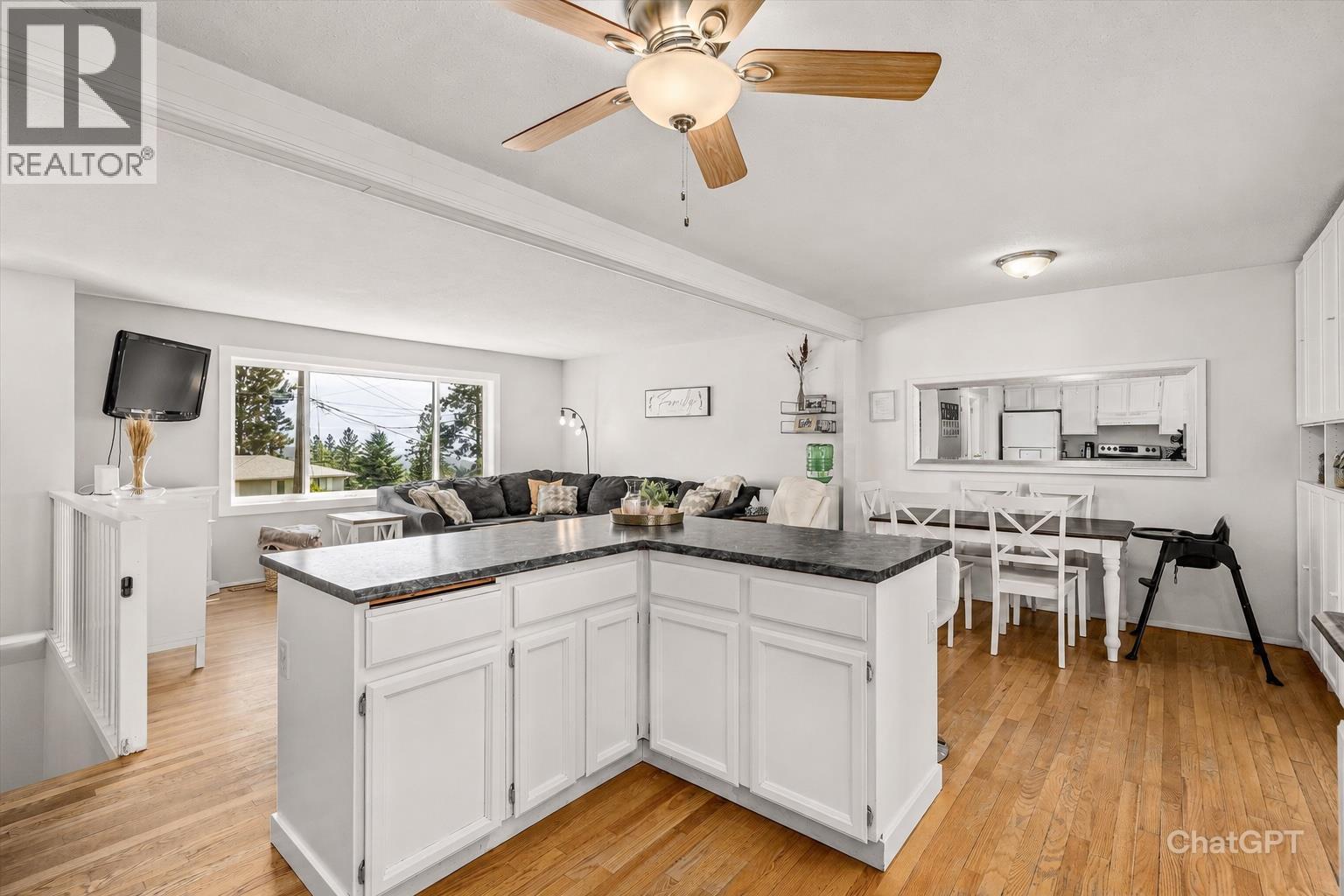 3530 Chives Place - Image 9