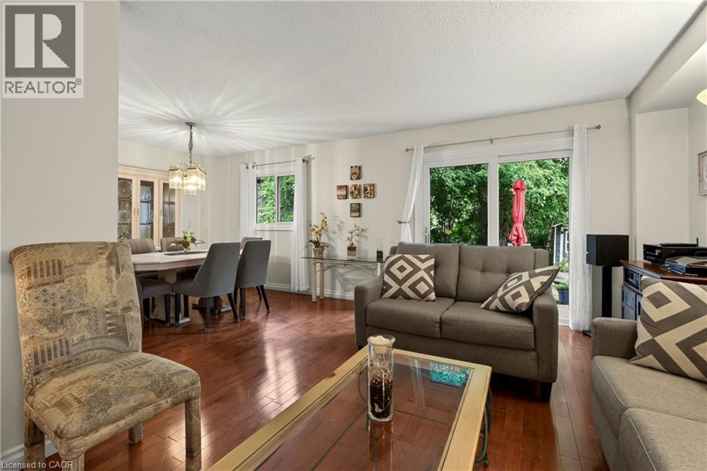 4348 JENKINS Crescent - Image 4