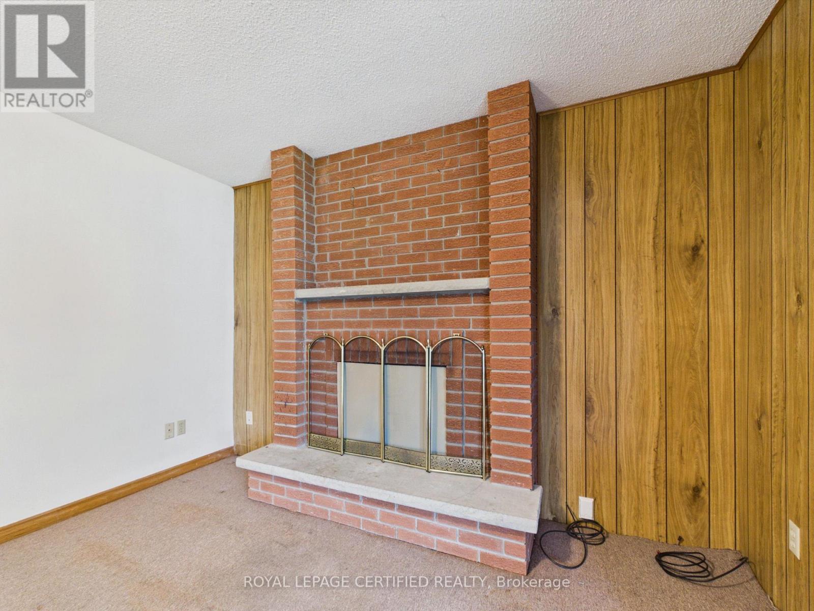 196 MOUNT OLIVE DRIVE - 42