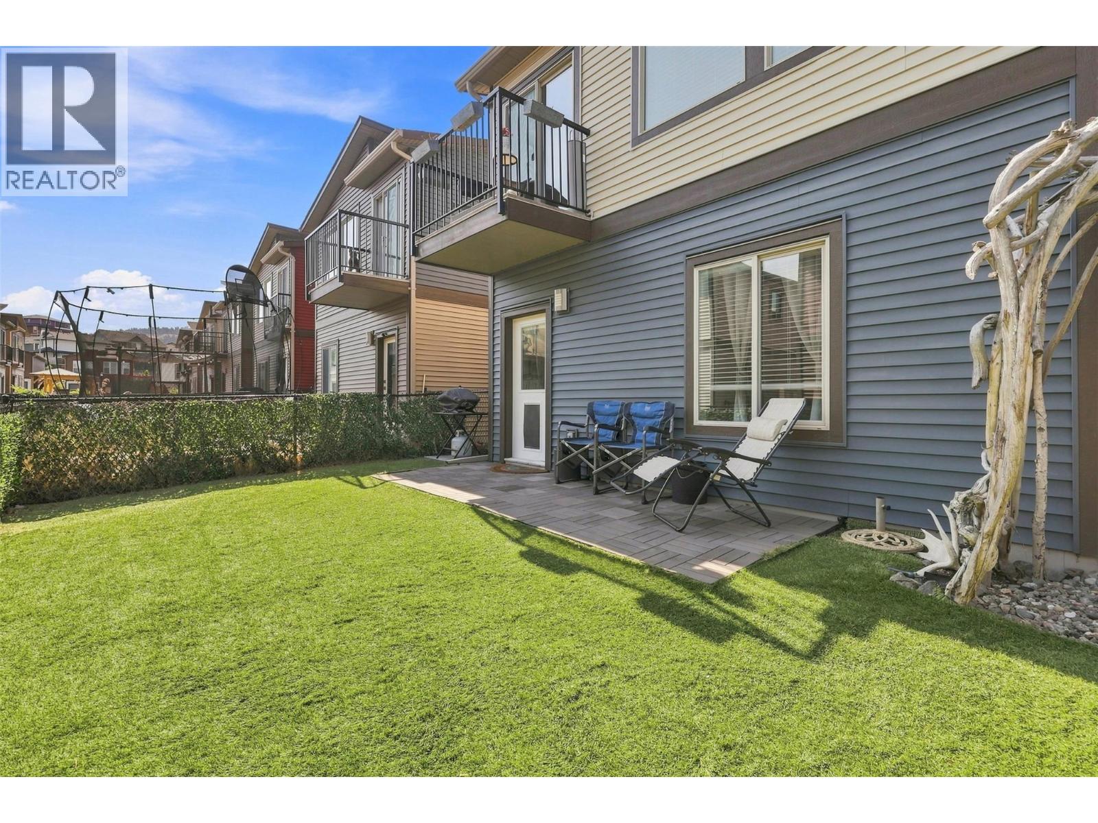 #136 1850 Hugh Allan Drive - 32