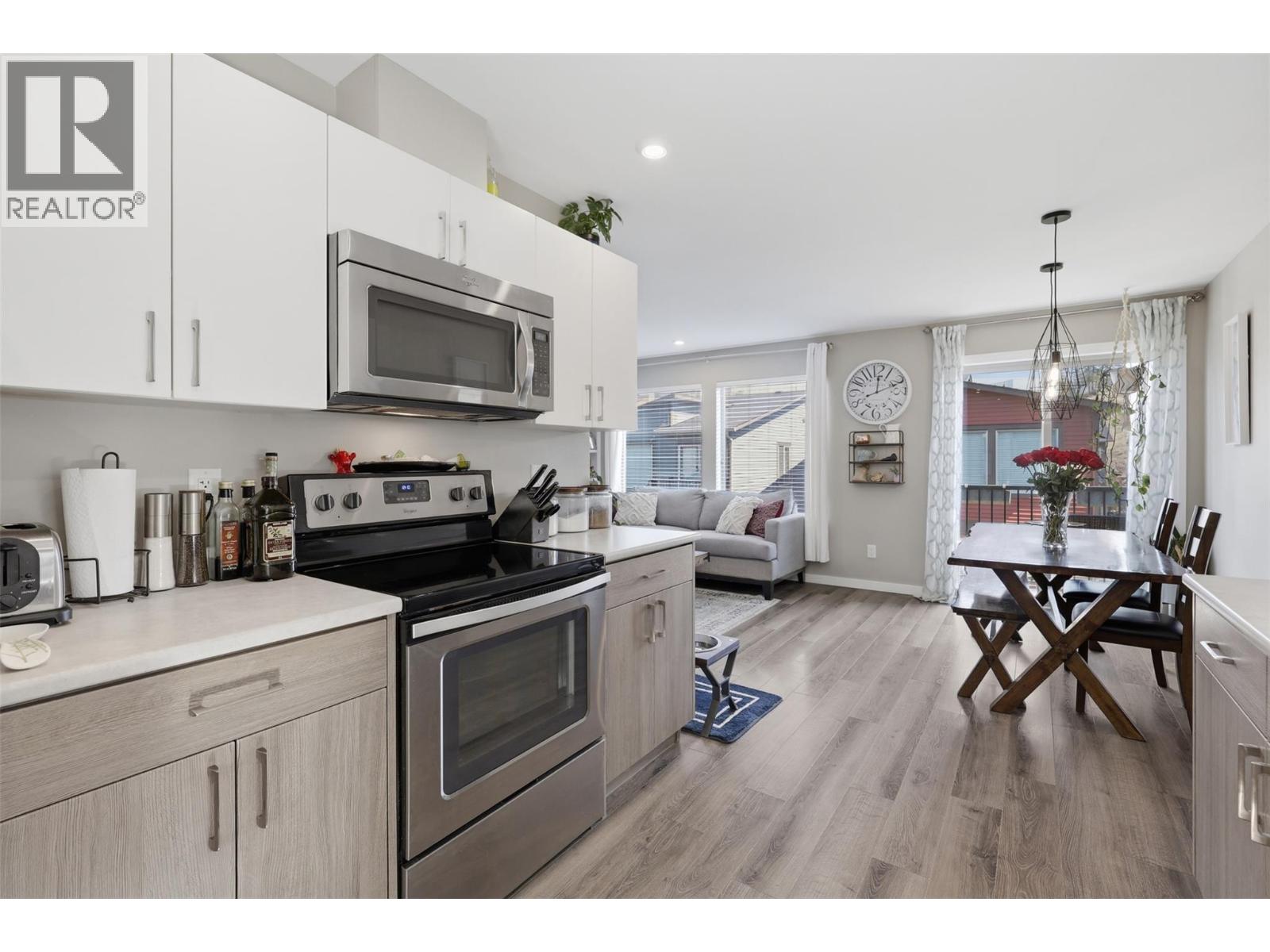 #136 1850 Hugh Allan Drive - 8