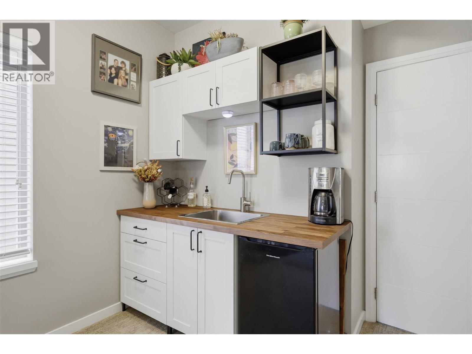 #136 1850 Hugh Allan Drive - Image 26