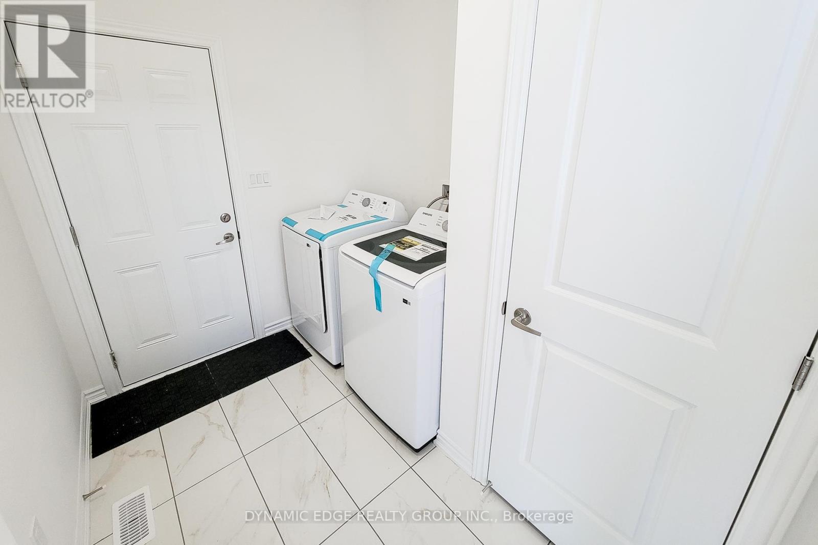 139 HENSHAW DRIVE - 19