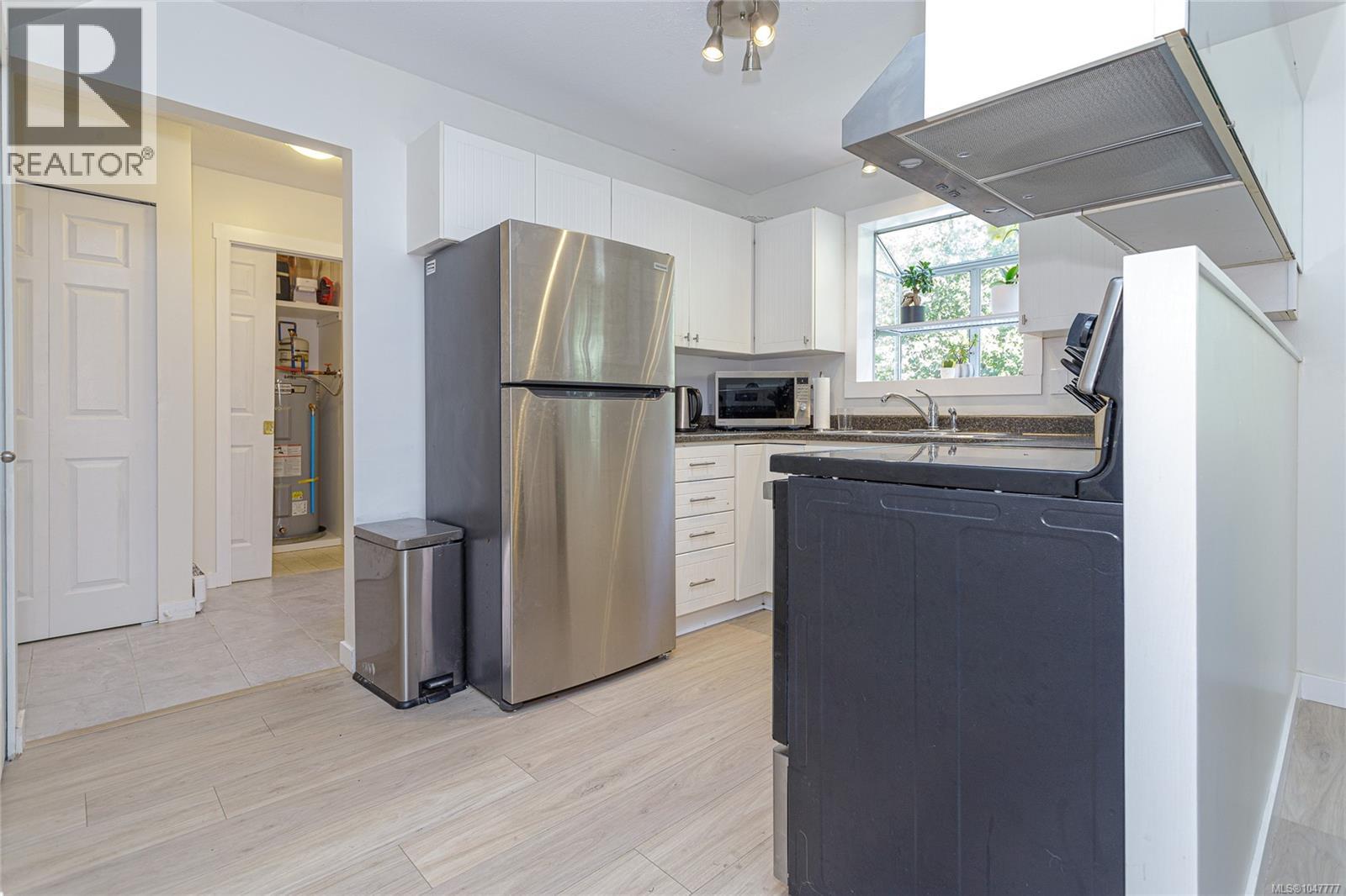 #27 6135 Ryall Rd - 12