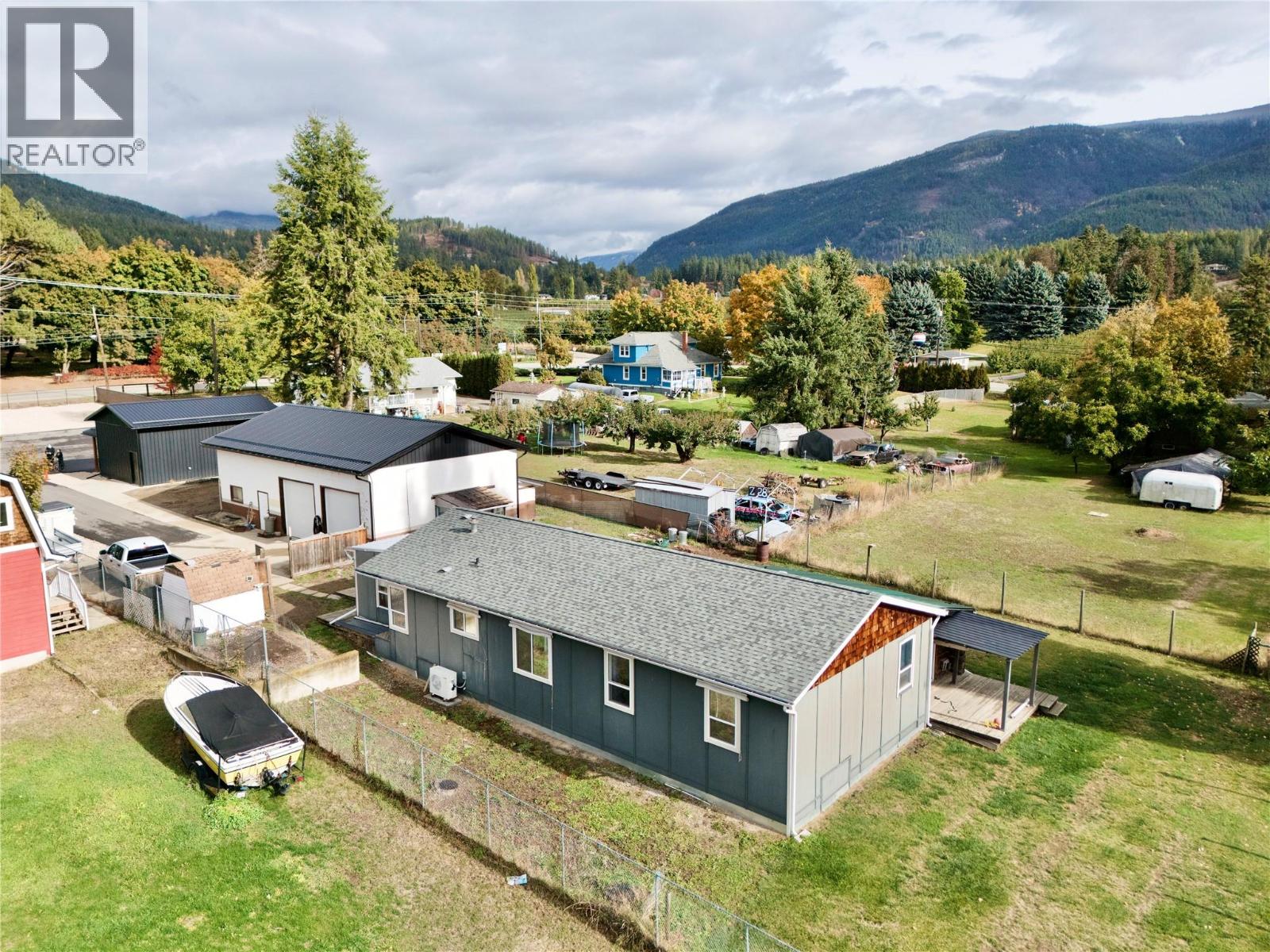 3211 Highway 3 - 22