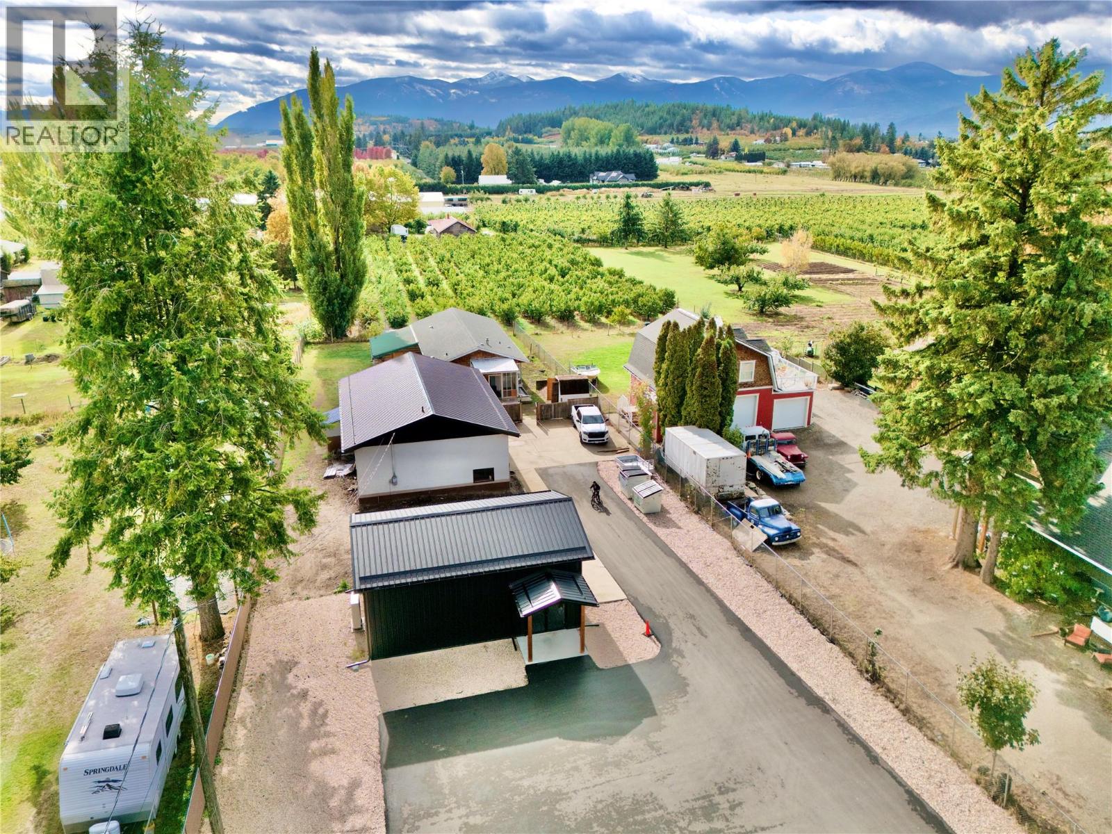 3211 Highway 3 - 21