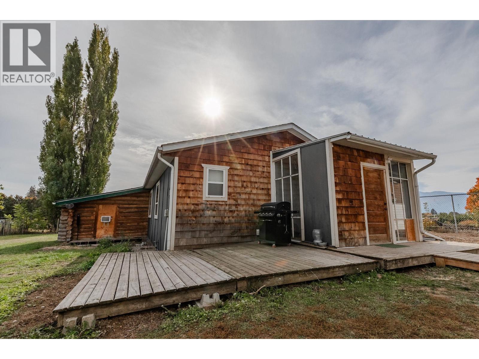 3211 Highway 3 - Image 25