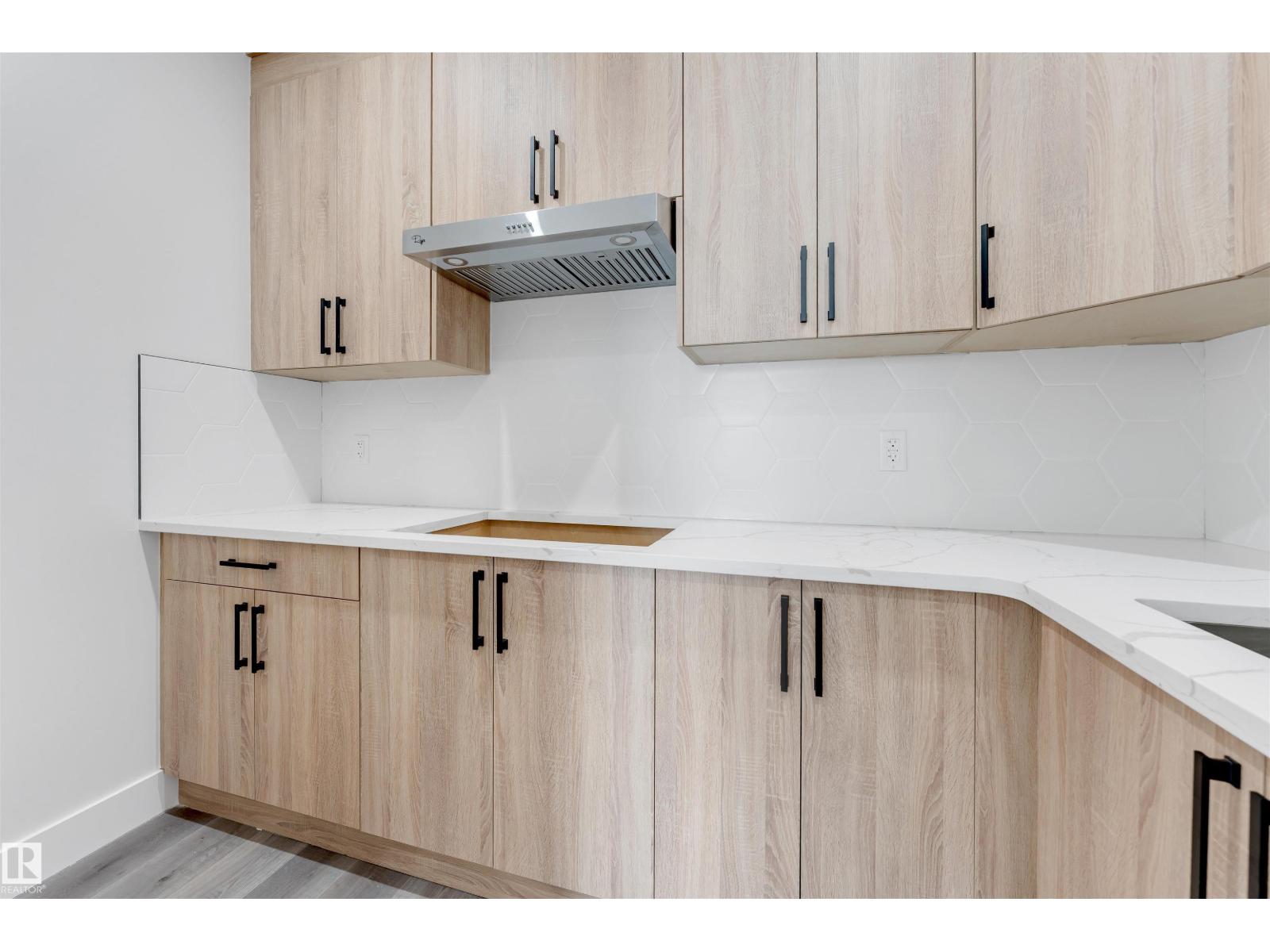 4310 36 st - Image 19