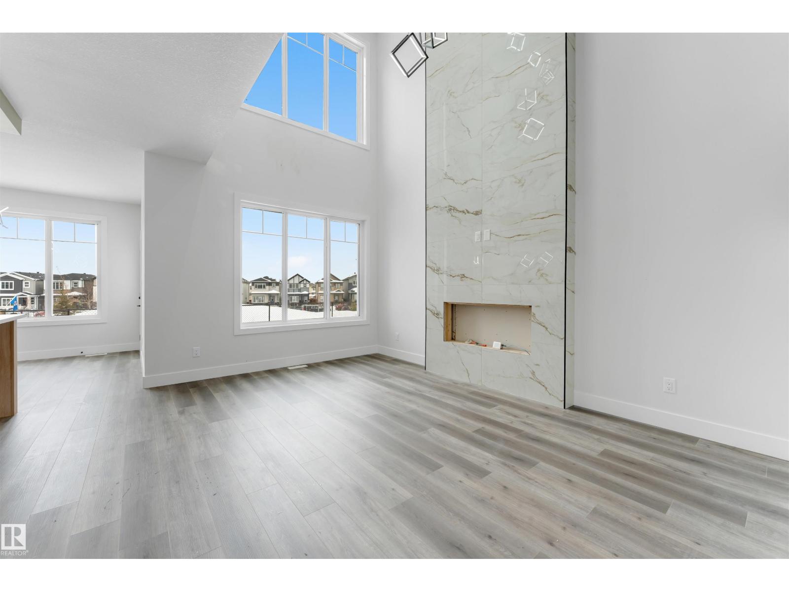 4310 36 st - 7
