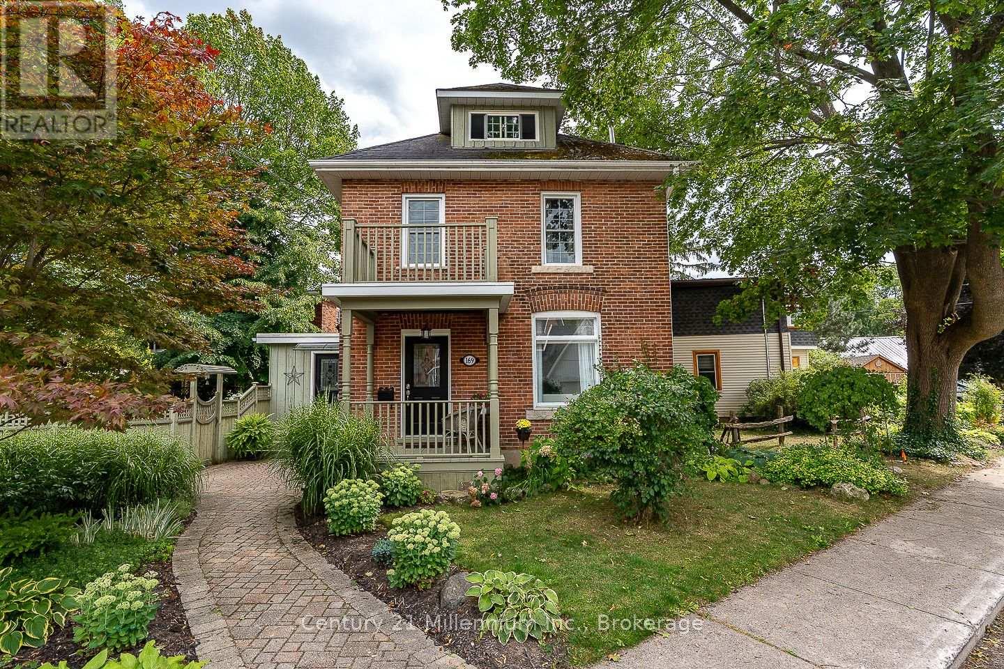 169 5TH A STREET E - 1