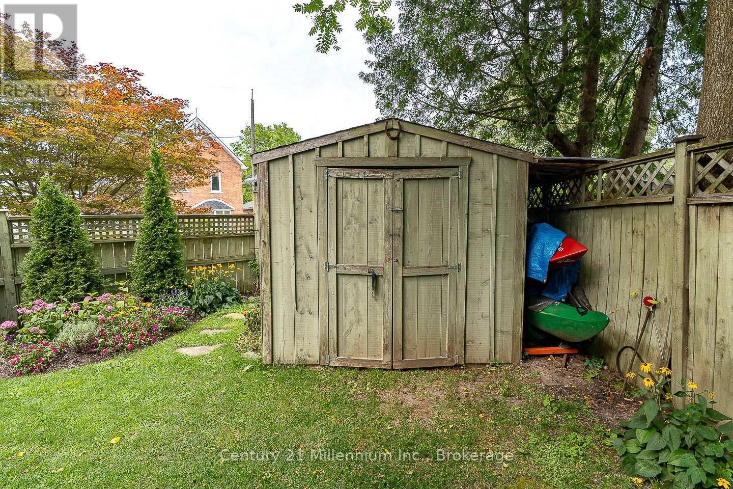 169 5TH A STREET E - Image 14