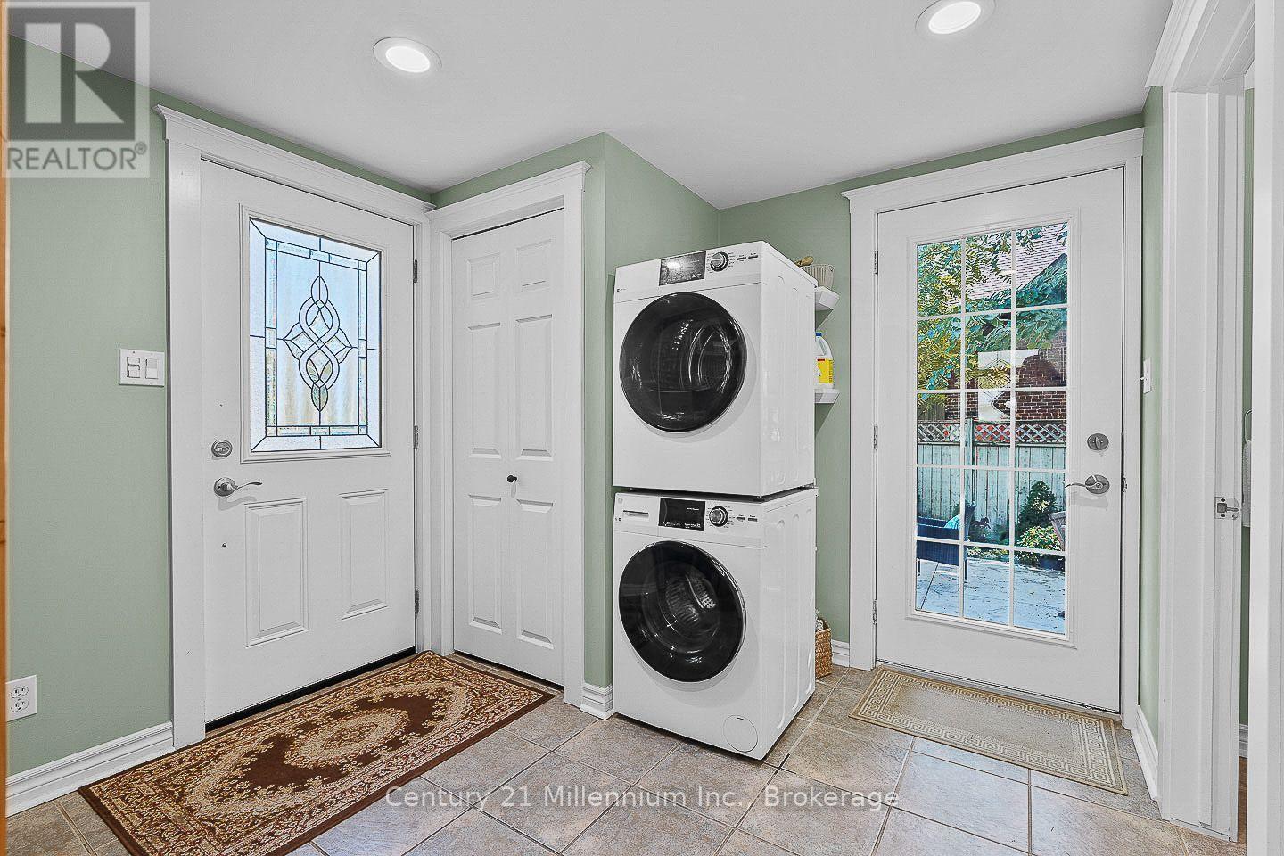 169 5TH A STREET E - Image 34