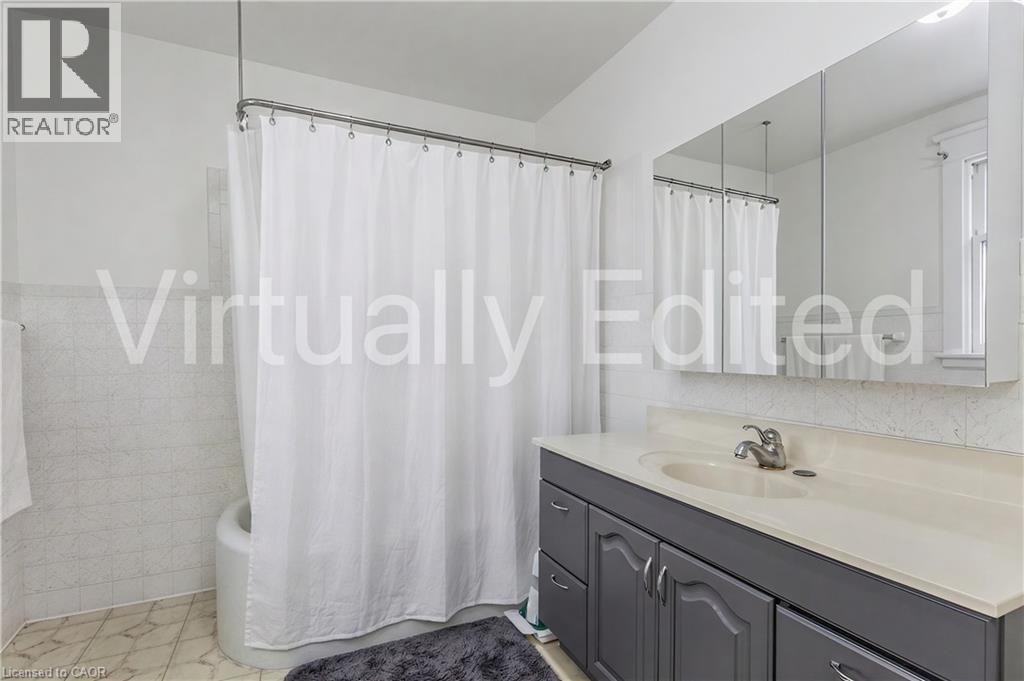 1088 KING Street E - Image 30