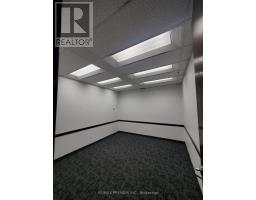 500a - 3200 Dufferin Street, Toronto, ON M6A2T3 Photo 11