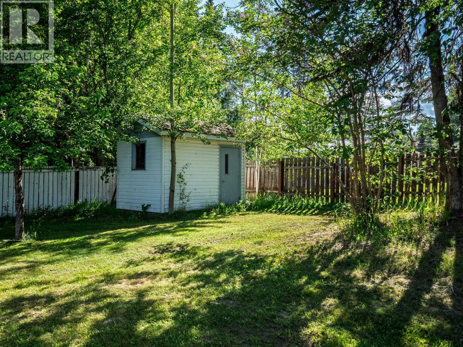 Photo 24 of 30 — 7379 PEARL DRIVE · Prince George, BC