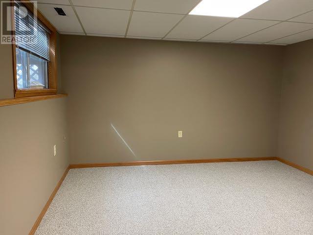 699 Coombes DR - 13