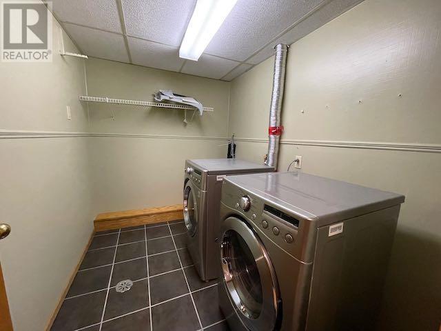699 Coombes DR - 16
