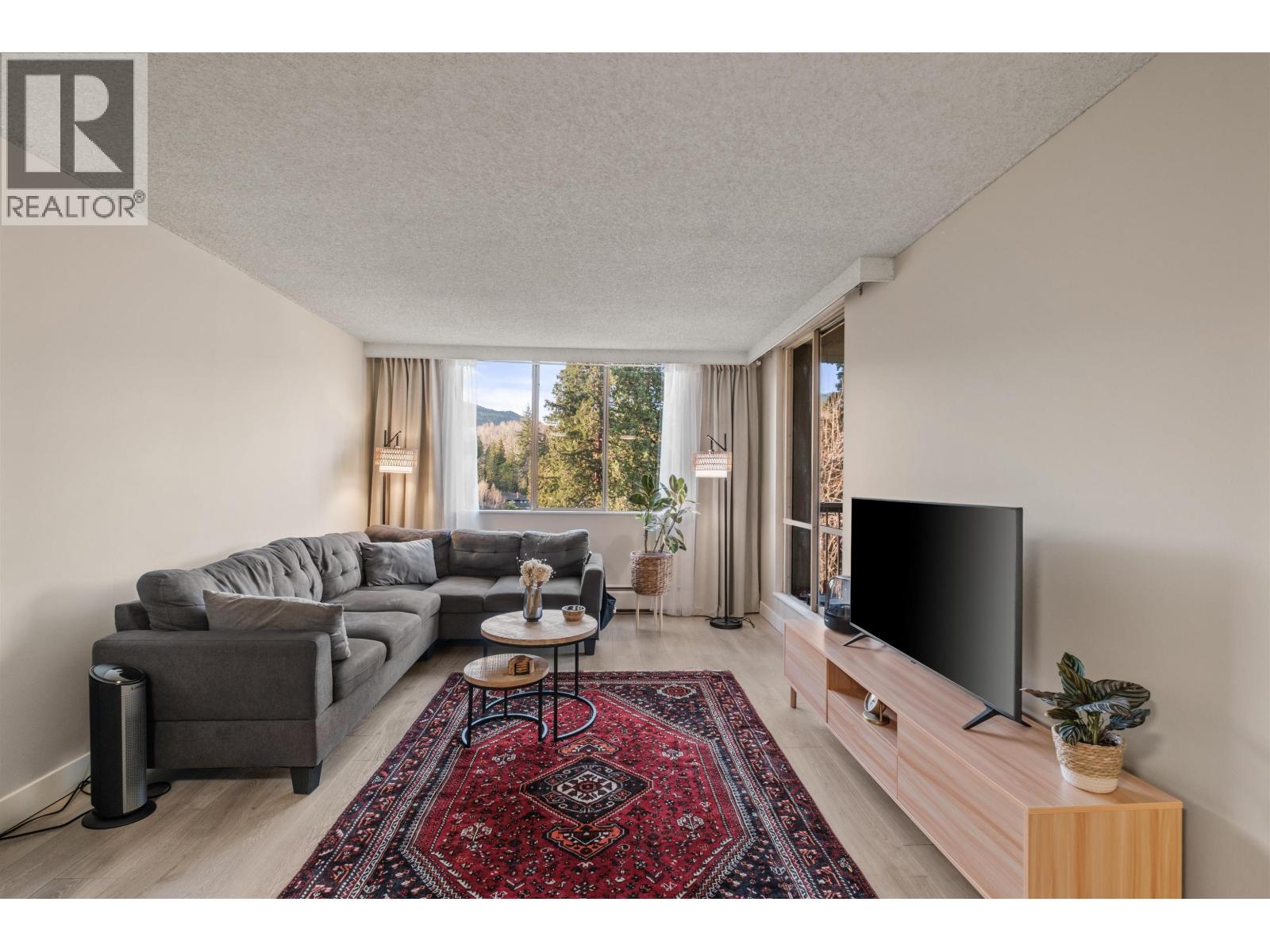 1205 2012 FULLERTON AVENUE, North Vancouver
