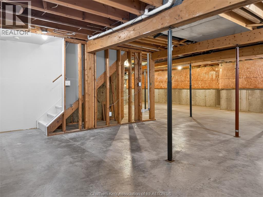 102 NORTHERN PINE PLACE - Image 33
