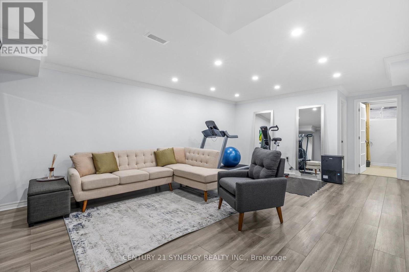 119 PORTRUSH AVENUE - Image 36