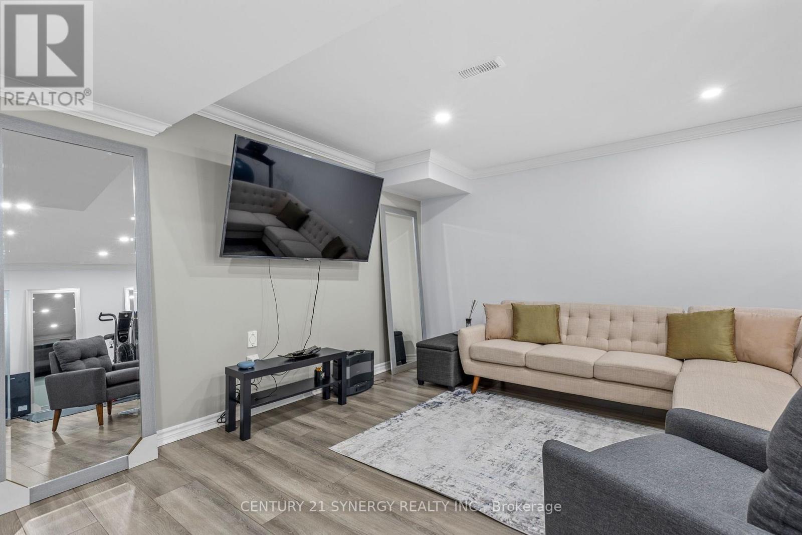 119 PORTRUSH AVENUE - Image 37