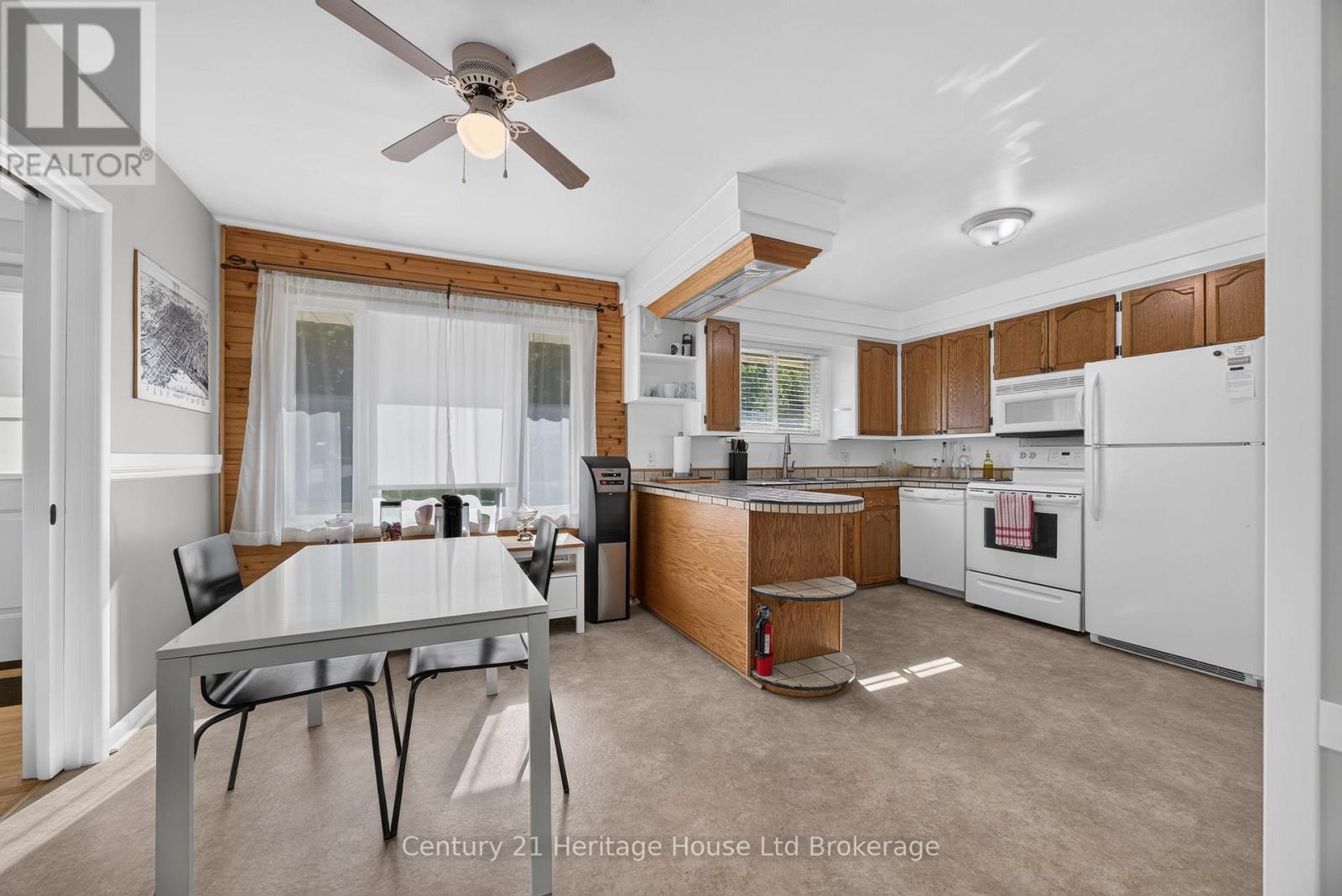 256 MARKWELL STREET - 7