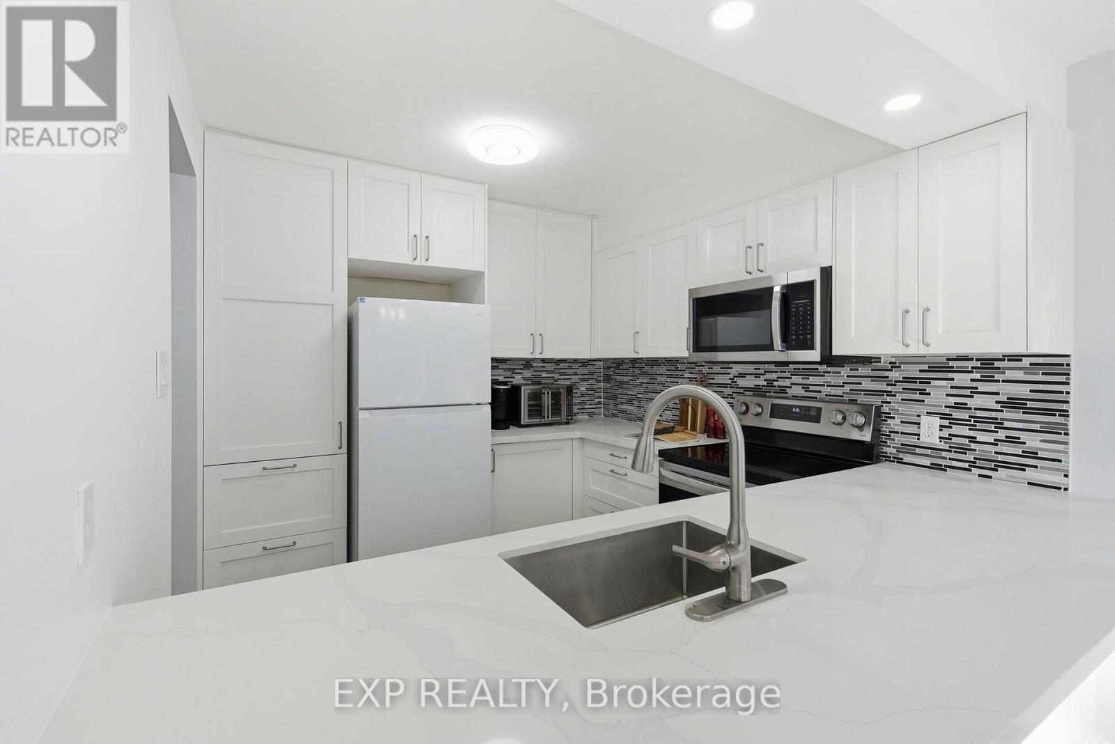 64 PARKLANE CIRCLE - Image 5