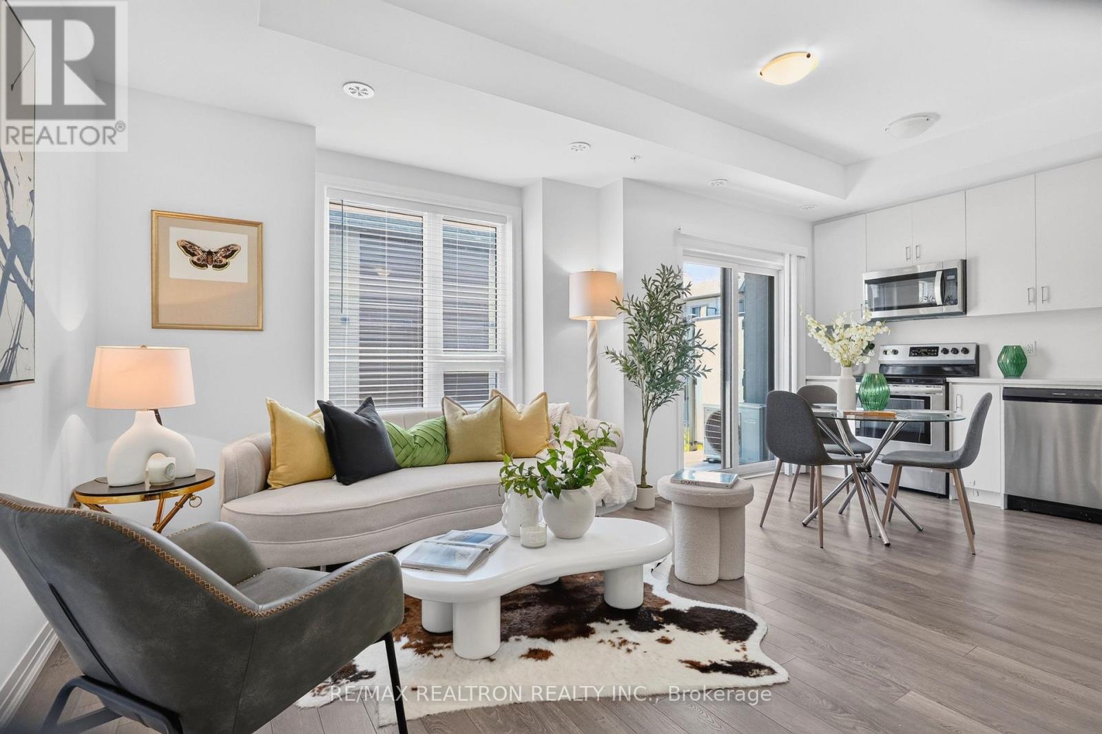 #1010 2635 WILLIAM JACKSON DRIVE - 10