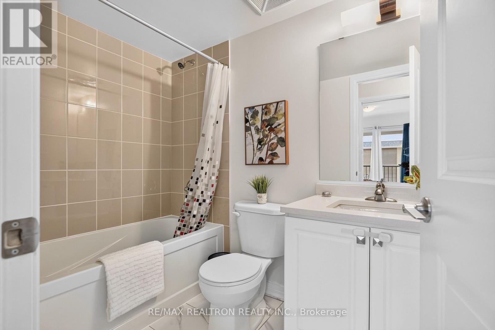 #1010 2635 WILLIAM JACKSON DRIVE - Image 17