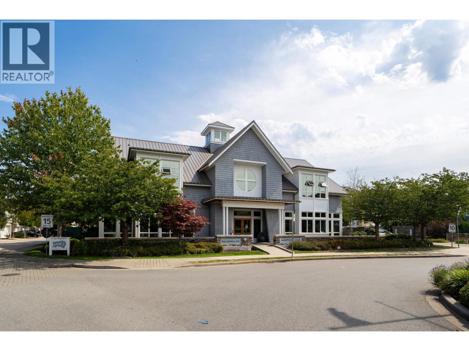 52 5550 ADMIRAL WAY — photo 3