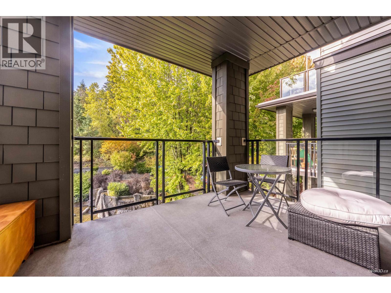301 7418 BYRNEPARK WALK, Burnaby