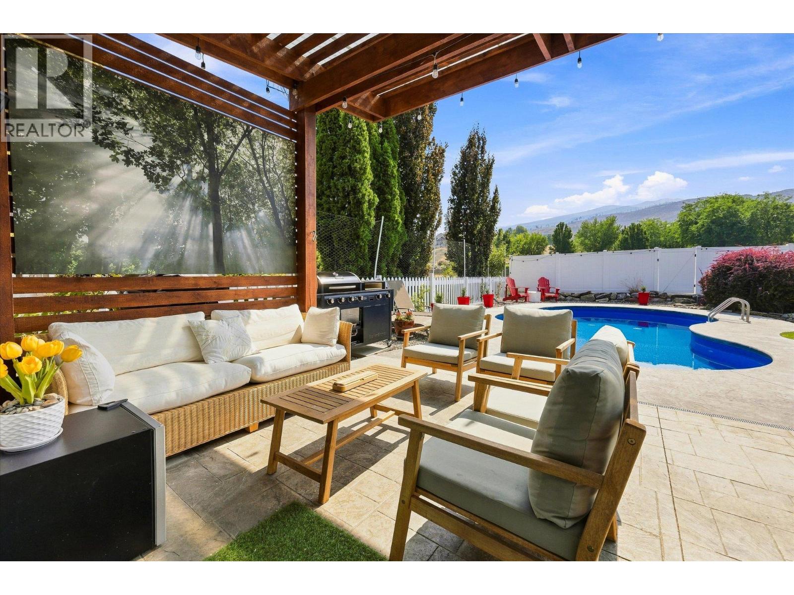 361 Quilchena Drive - 20