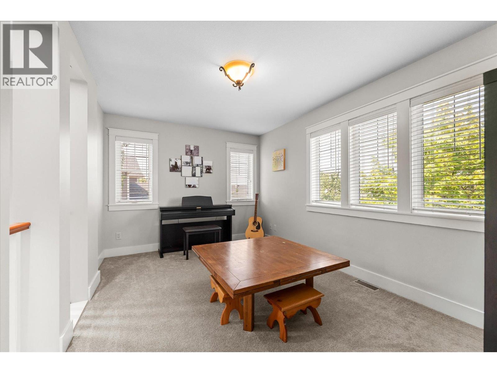361 Quilchena Drive - 35