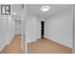2xx 422 E 3rd Street, North Vancouver, BC V7L0K1 Photo 13